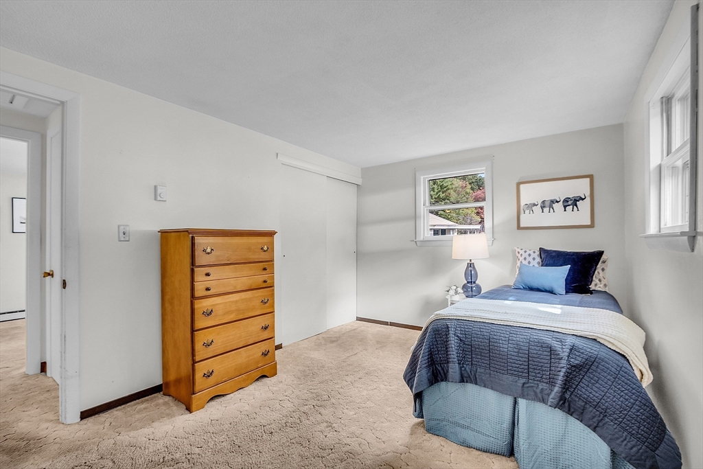 24 Candice St