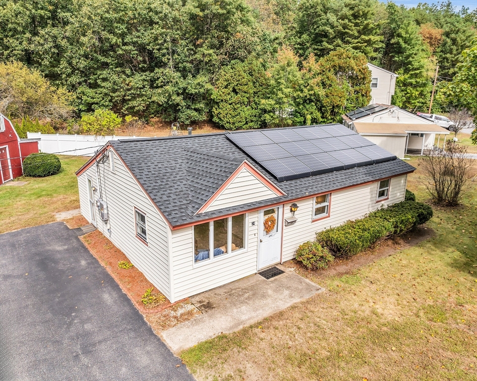 24 Candice St