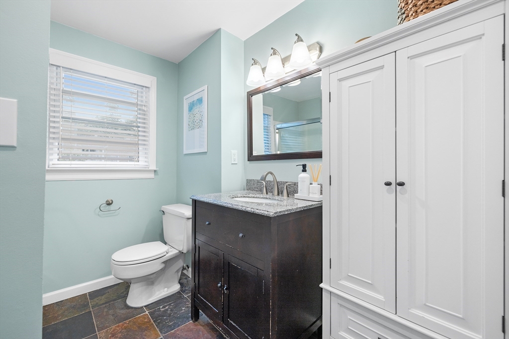 5 Trinity Dr