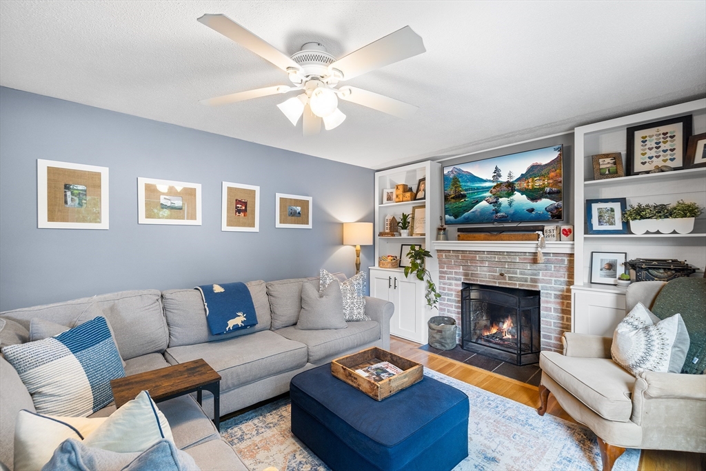 5 Trinity Dr