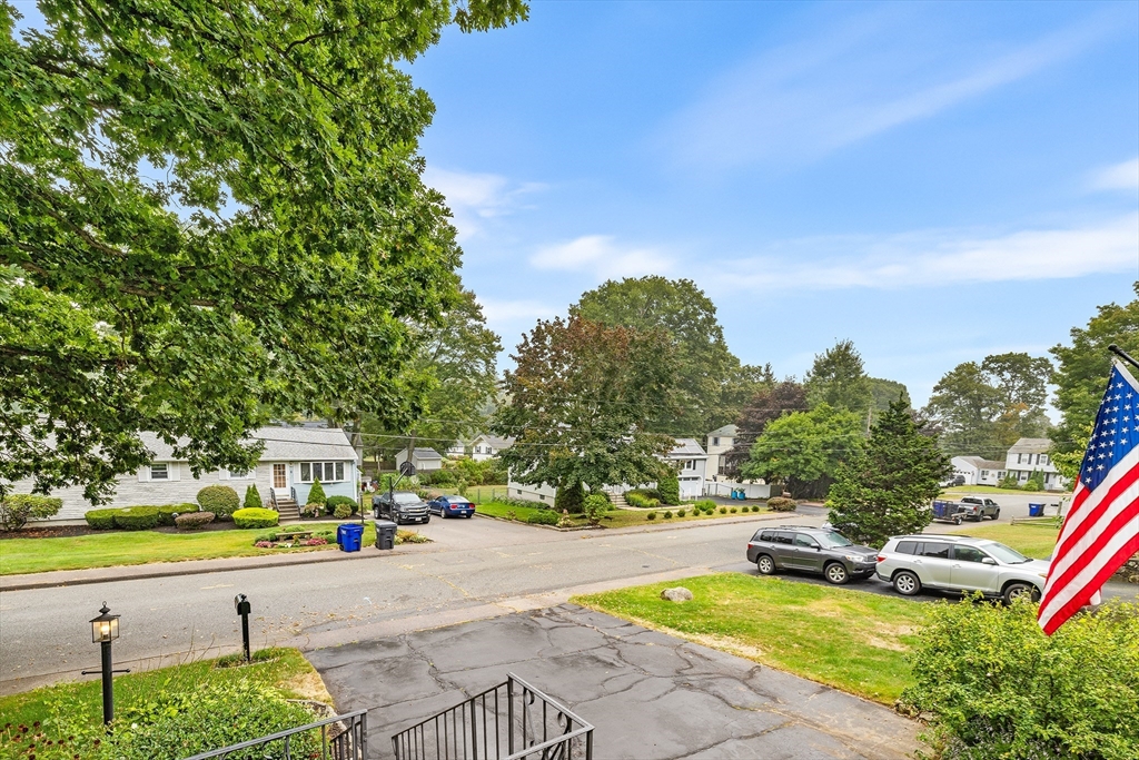 5 Trinity Dr