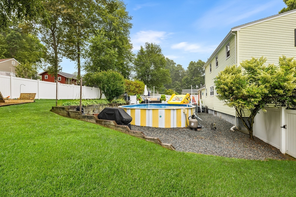 5 Trinity Dr