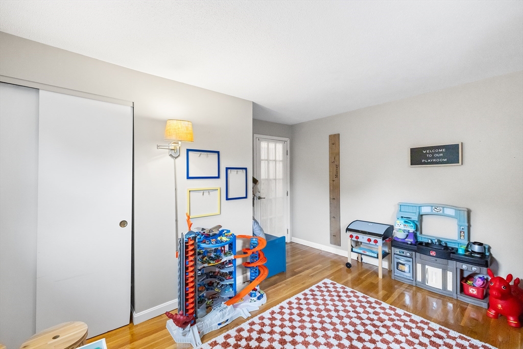 5 Trinity Dr
