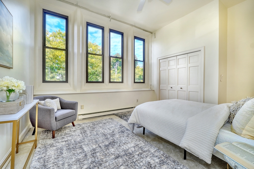 115 Washington St # 2D