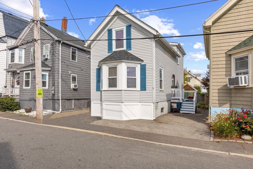 13 Beacon St