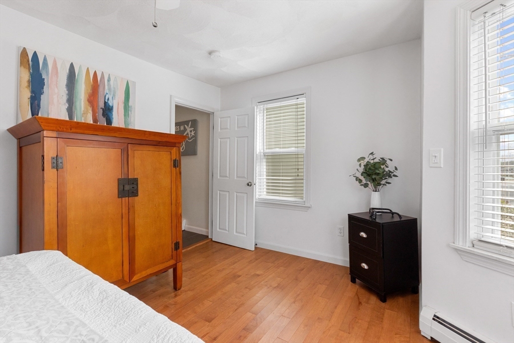 13 Beacon St