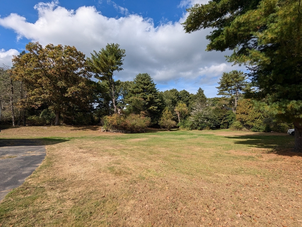 136 W. Acton Rd