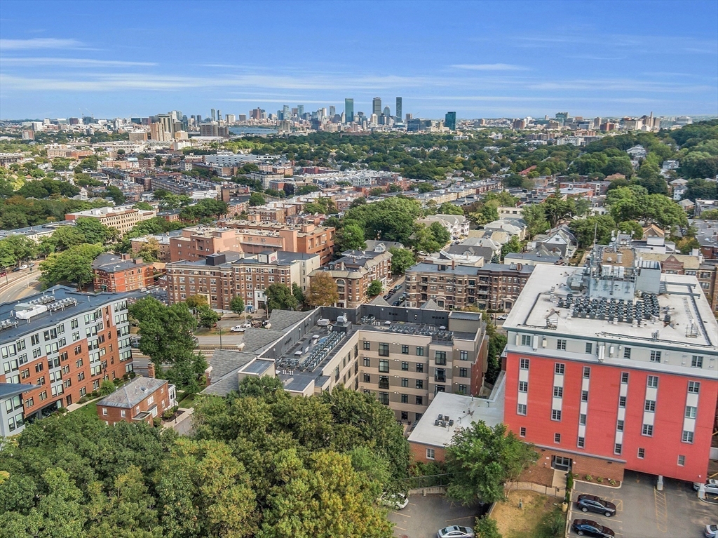 1501 Commonwealth Avenue Unit: PH2