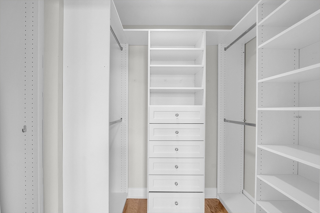 1501 Commonwealth Avenue Unit: PH2