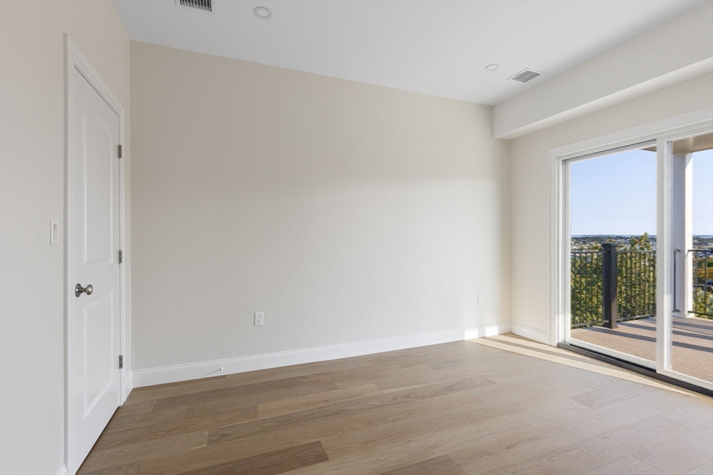 68 Orient Ave # 2