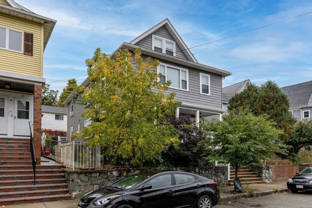 17 Hicks Avenue # 1