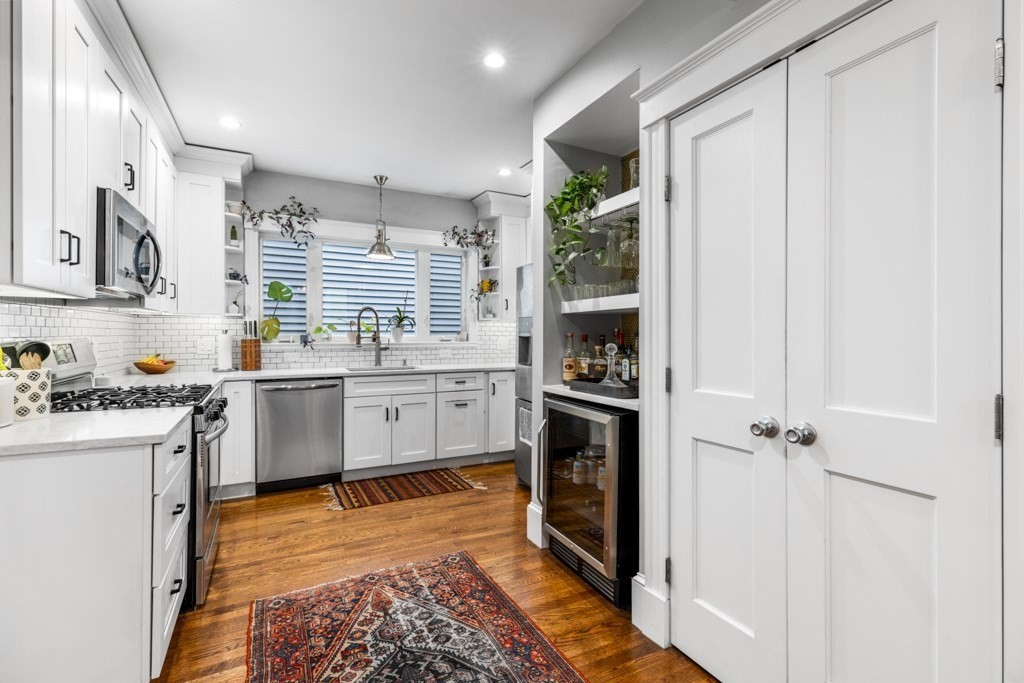 17 Hicks Avenue # 1