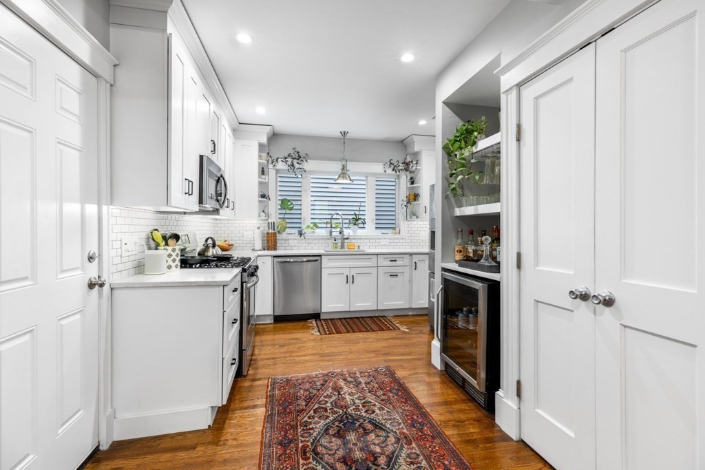 17 Hicks Avenue # 1