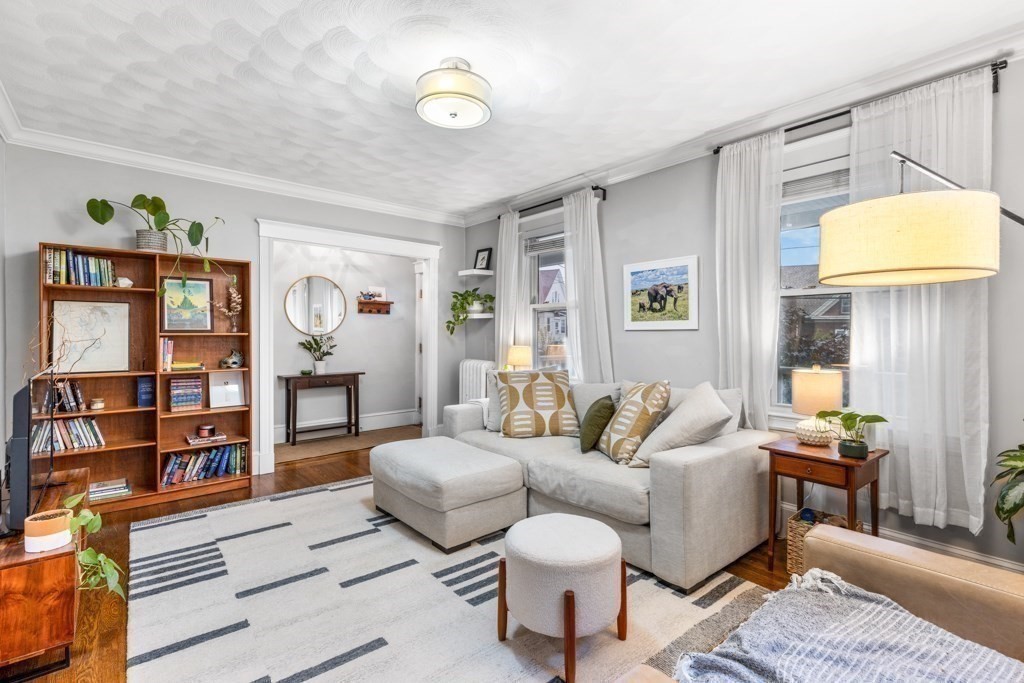 17 Hicks Avenue # 1