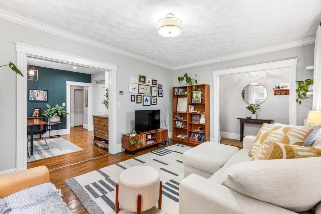 17 Hicks Avenue # 1