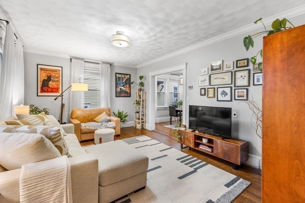 17 Hicks Avenue # 1