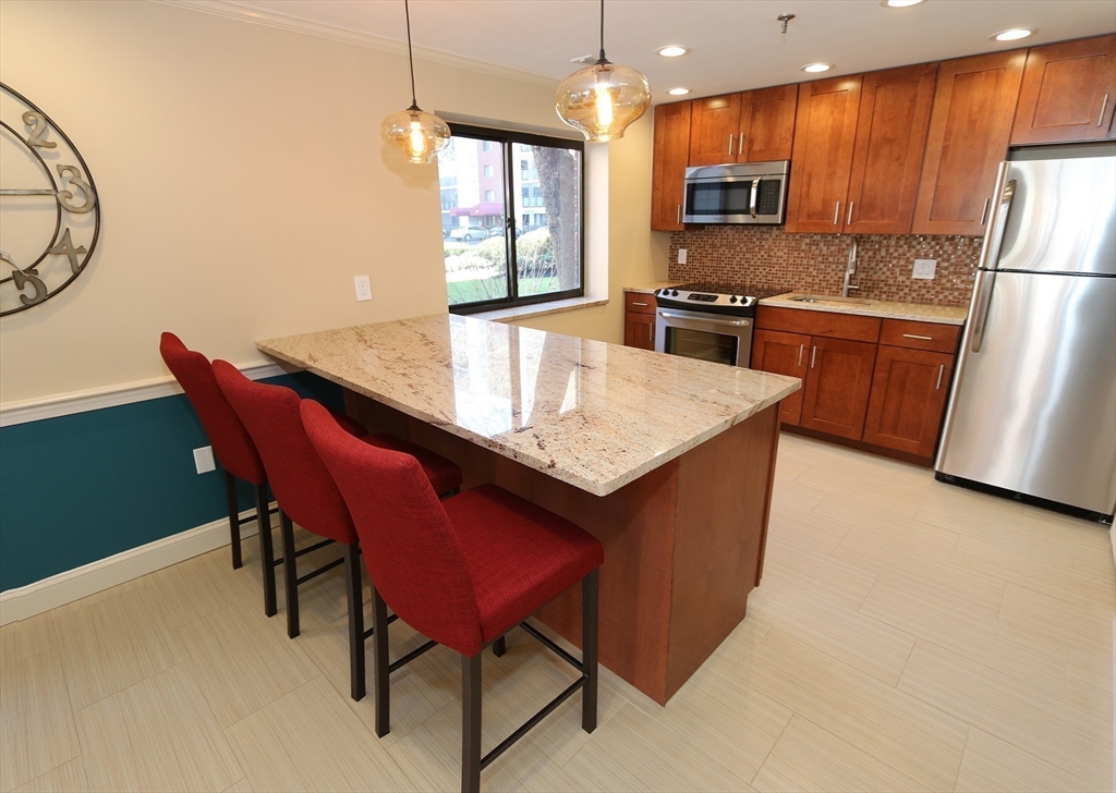 22 Ninth St # 207
