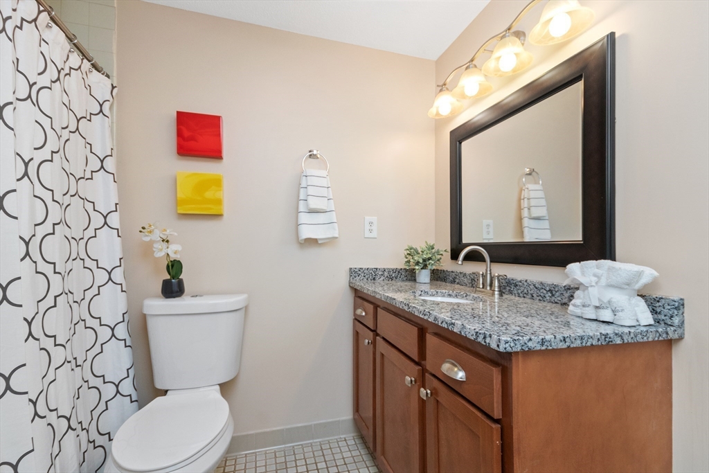 22 Ninth St # 207