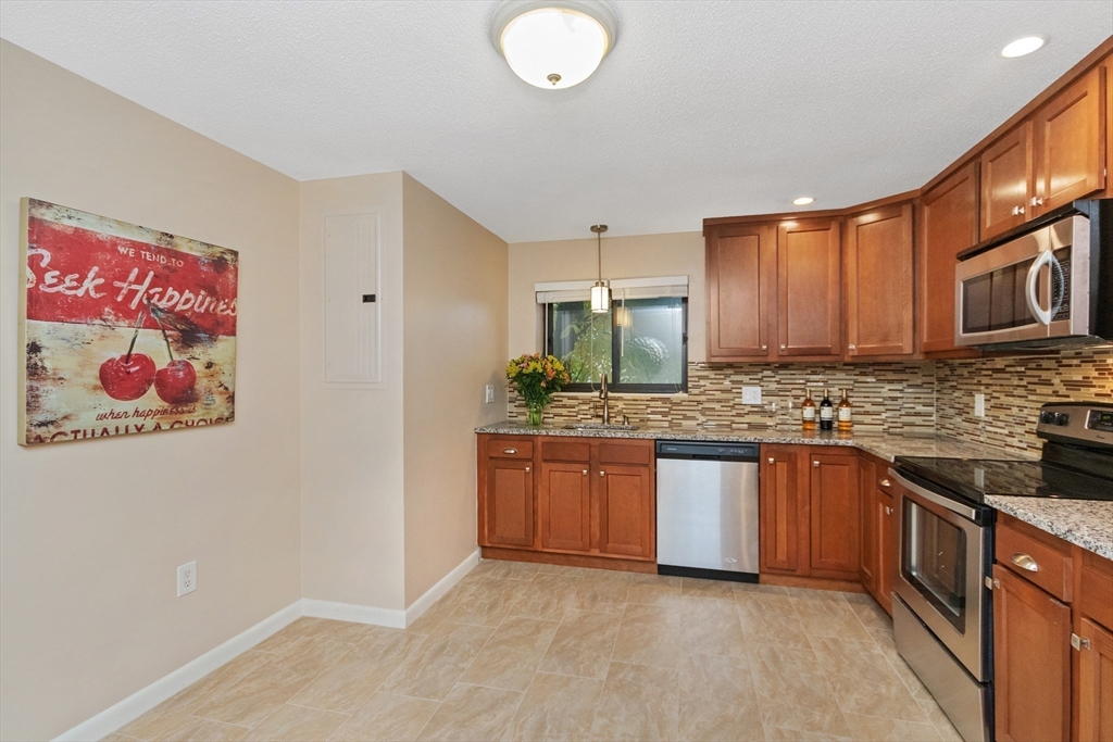 22 Ninth St # 207