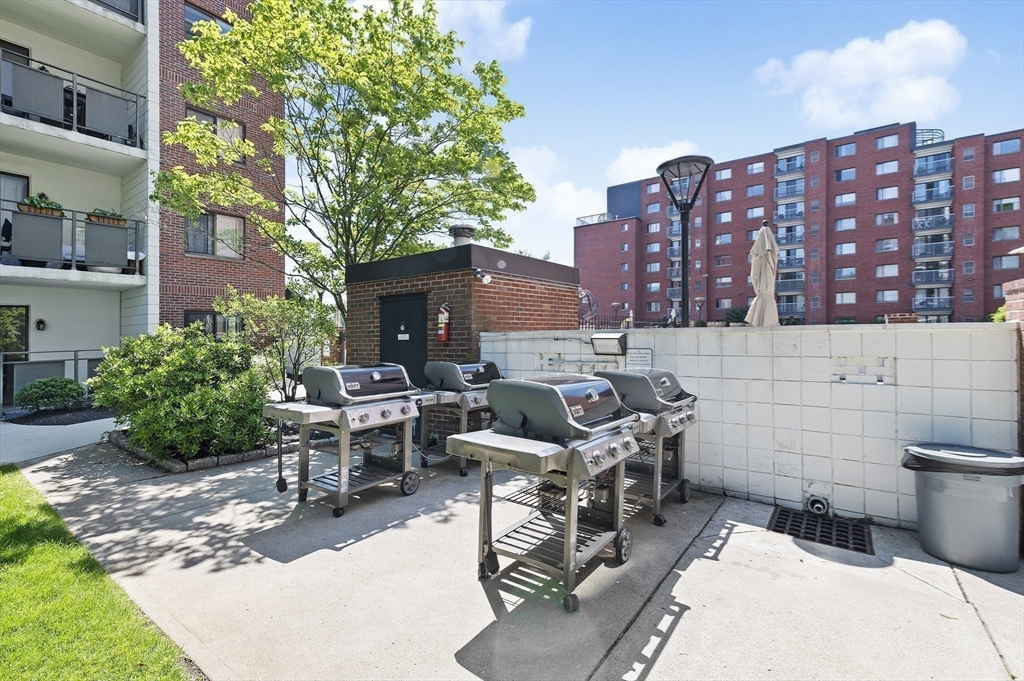 22 Ninth St # 207