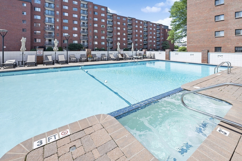 22 Ninth St # 207