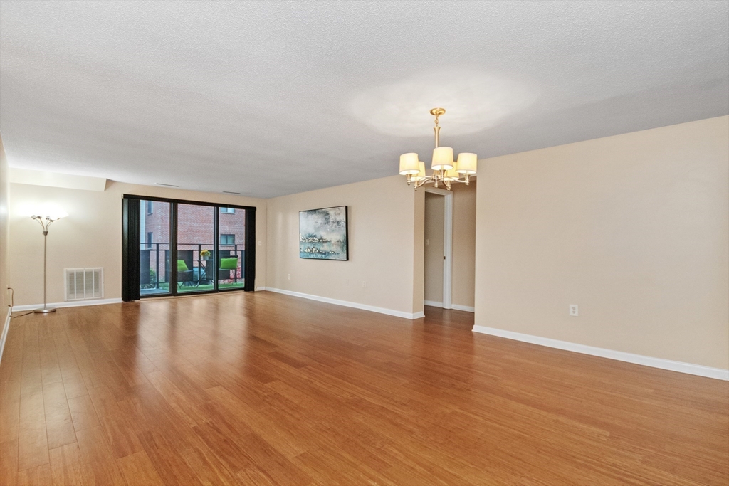 22 Ninth St # 207