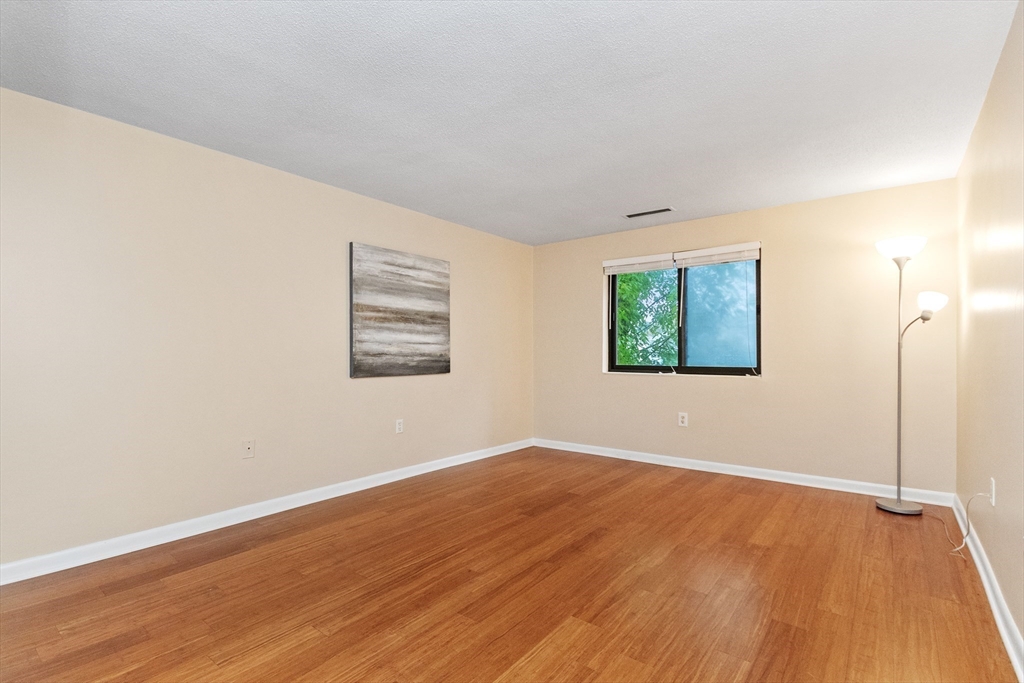 22 Ninth St # 207