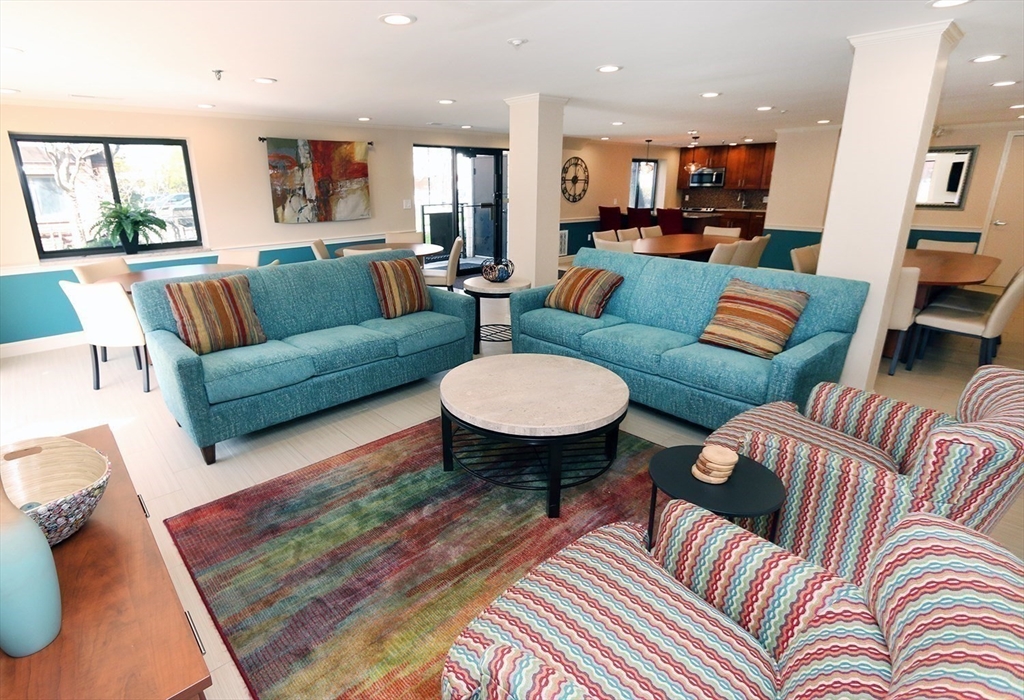 22 Ninth St # 207