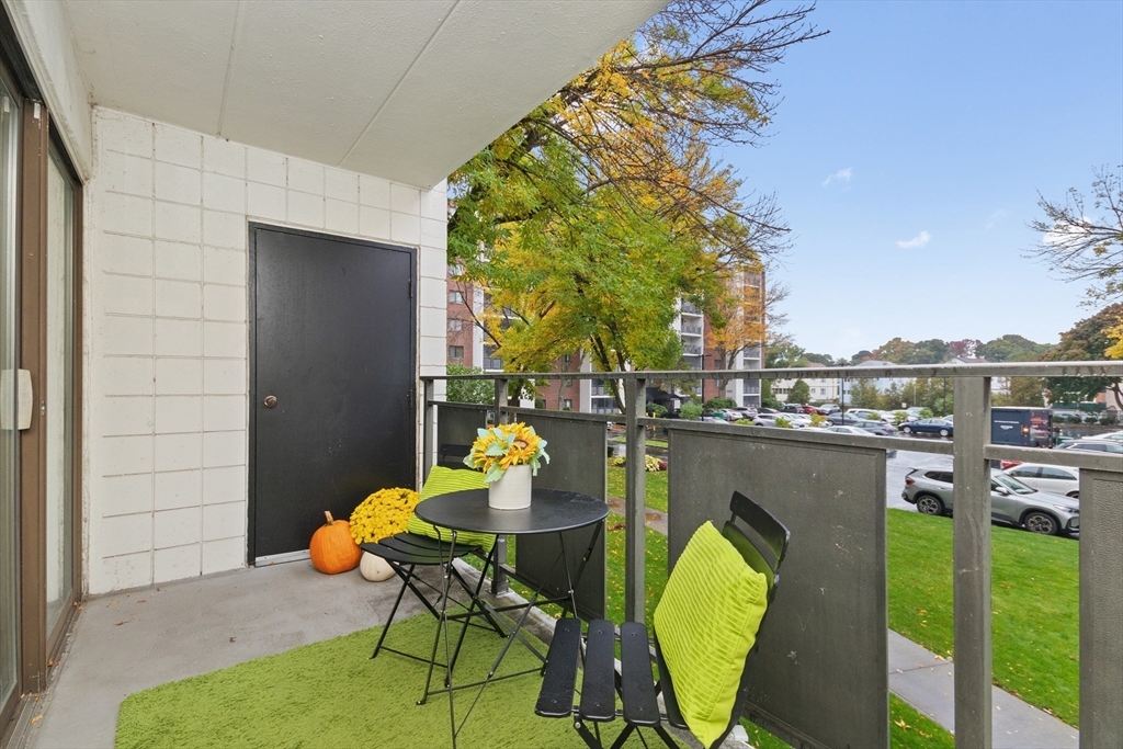 22 Ninth St # 207