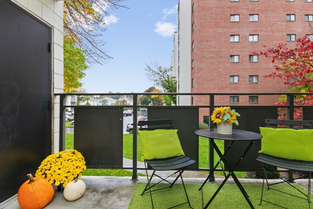 22 Ninth St # 207