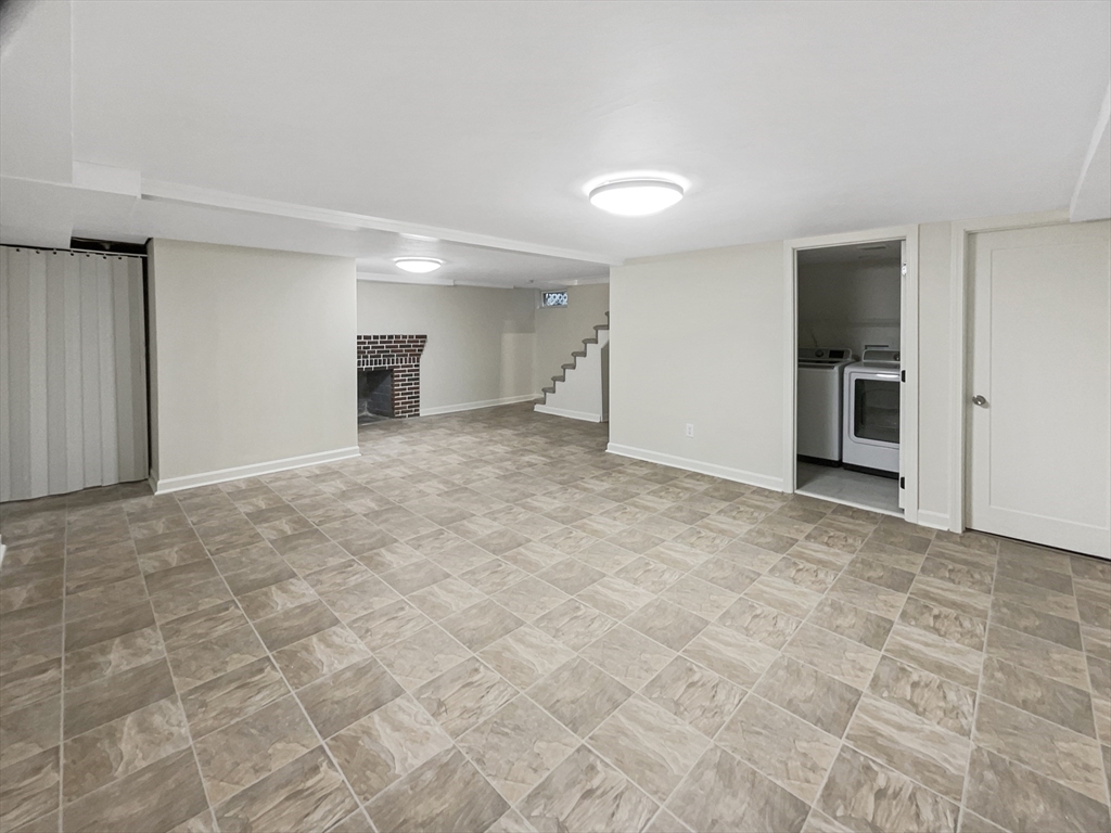 18 Bryn Mawr Ave