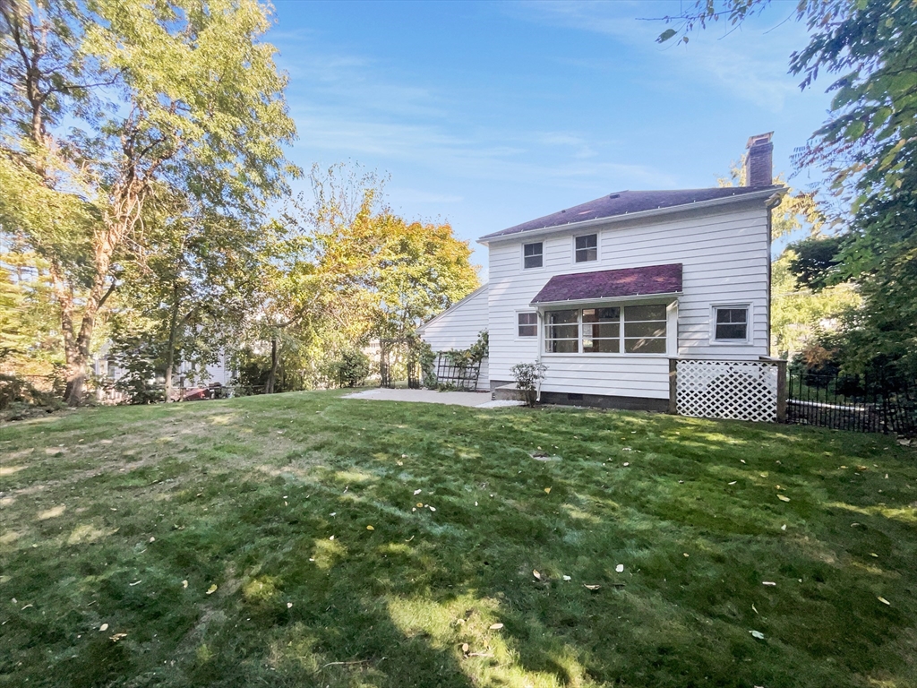 18 Bryn Mawr Ave