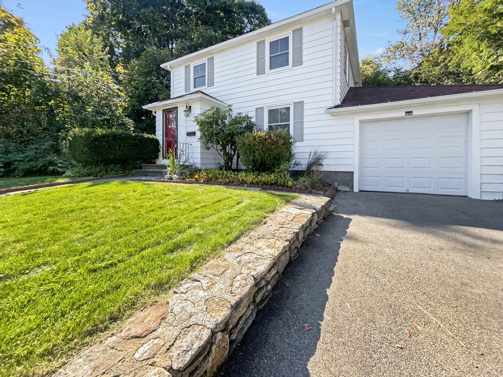 18 Bryn Mawr Ave