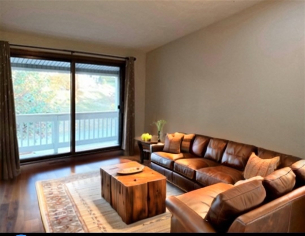 10 Coventry Rd # 10
