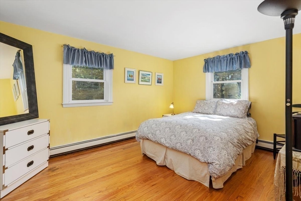 12 Woodland Dr