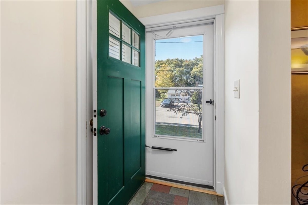 12 Woodland Dr