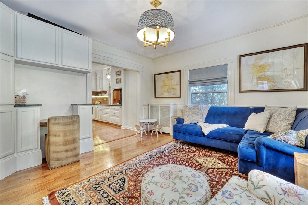 15 Rock Hill St
