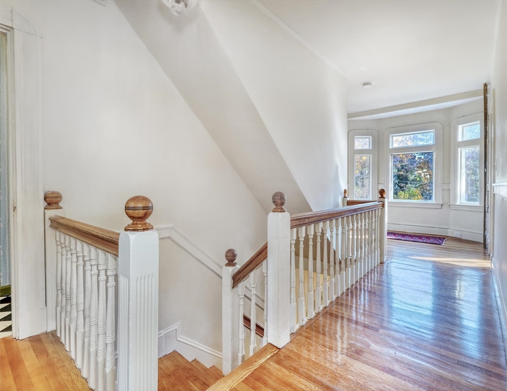 15 Rock Hill St
