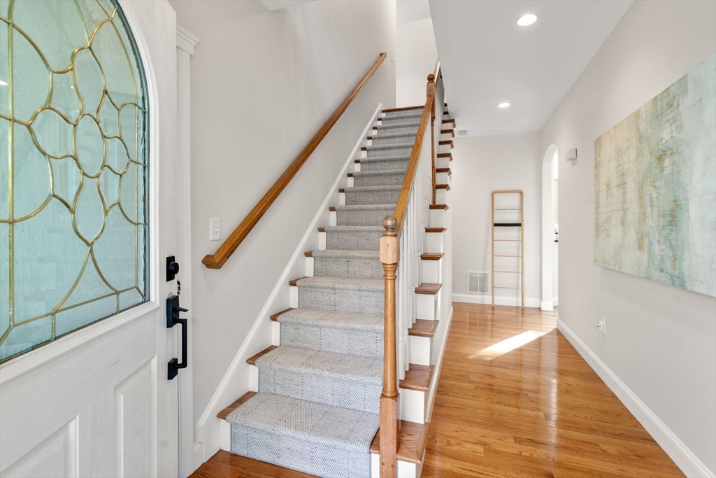 22 Snow St