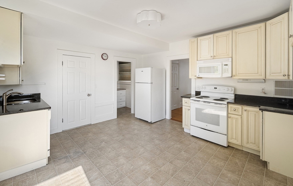 63-65 Harvard Street # 2