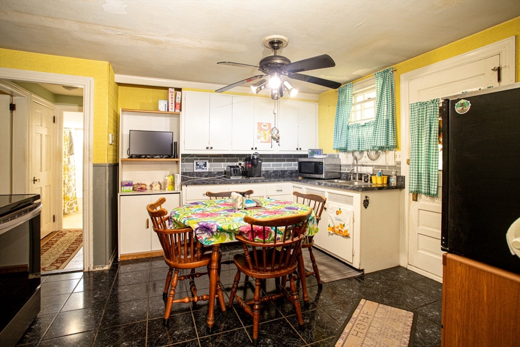 35 Longmeadow Rd