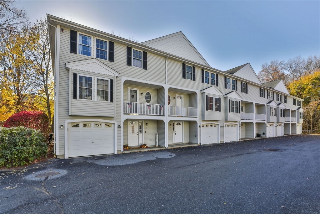 184 Tyngsboro Rd # 14