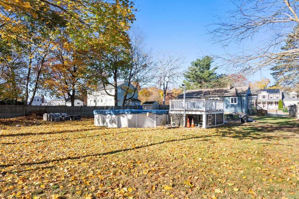 24 Donahue Way