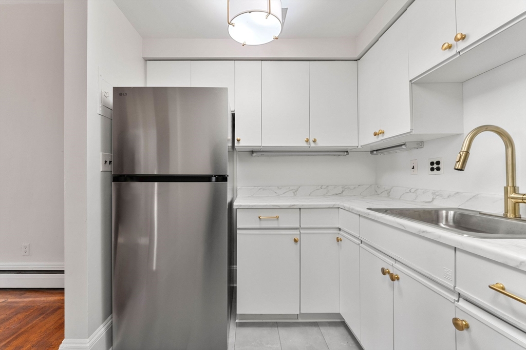 320 Commonwealth Avenue # 32