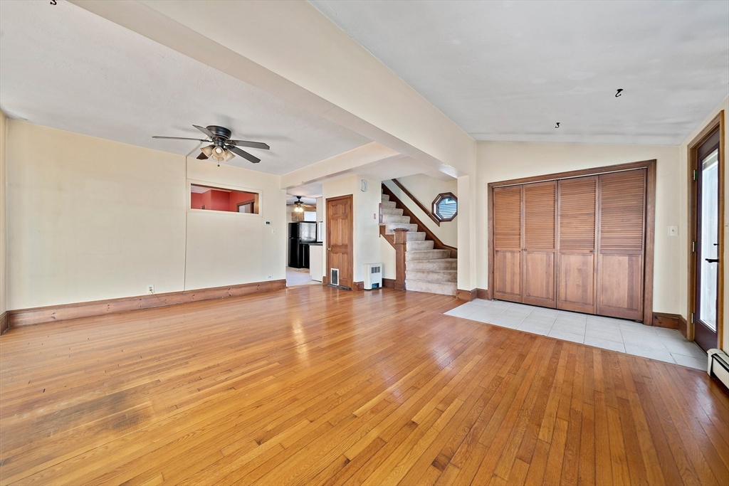 25 Wright St