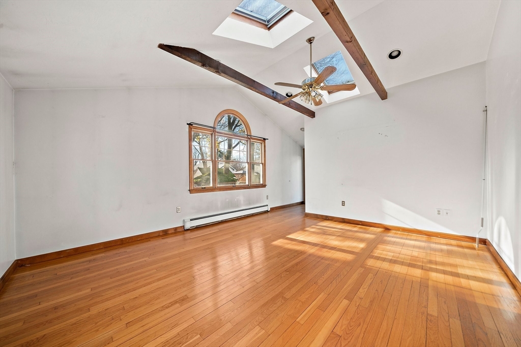 25 Wright St