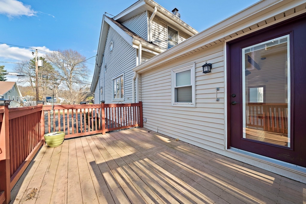 25 Wright St