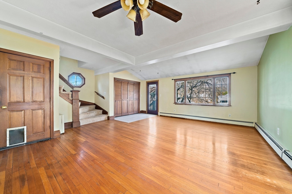 25 Wright St