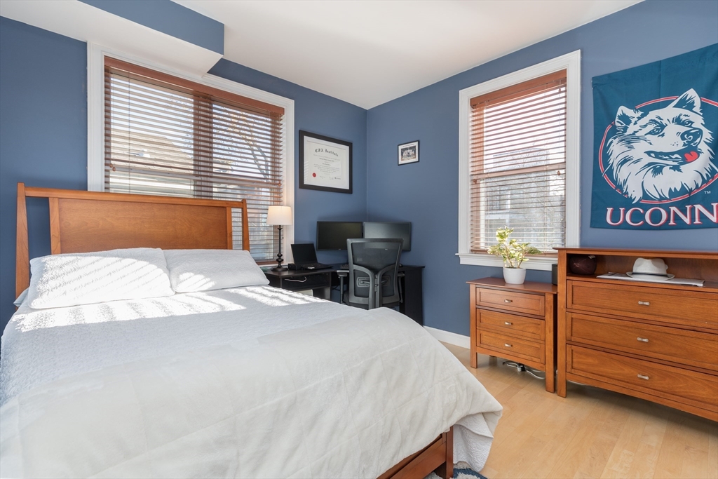 8-10 Howell St # 3
