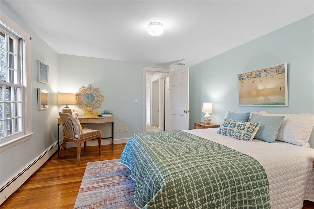 25 Oneida Rd